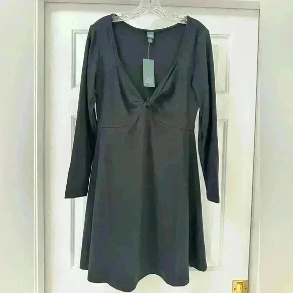 NEW Wild Fable Women's Long Sleeve Twist-Front Mini Knit Dress Size 1X - Picture 2 of 8